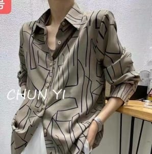 Printed oversized shirt grey sketches