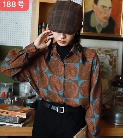 Printed oversized shirt brown moon