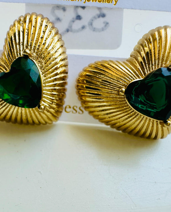 Emerald love earrings