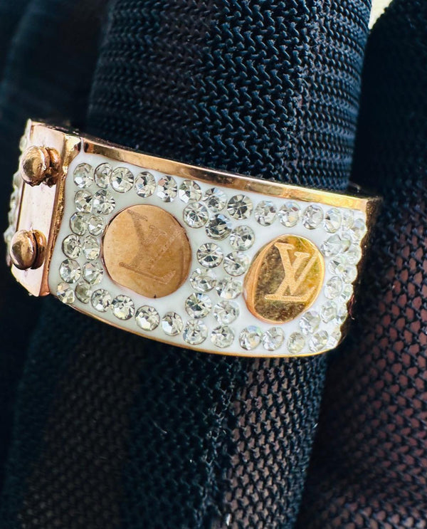 Studded band ring size 7 ELIGIBLE FOR SAME DAY DELIVERY in MUMBAI