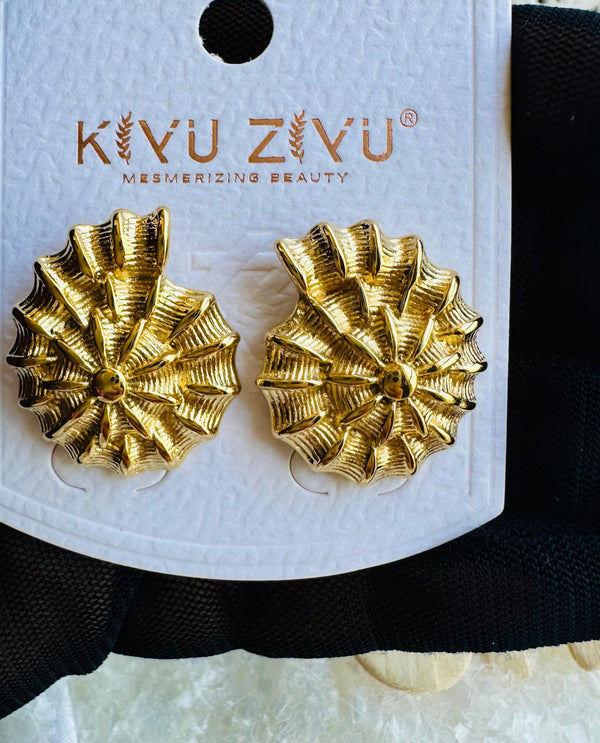 Crinkle earrings ELIGIBLE FOR SAME DAY DELIVERY in MUMBAI