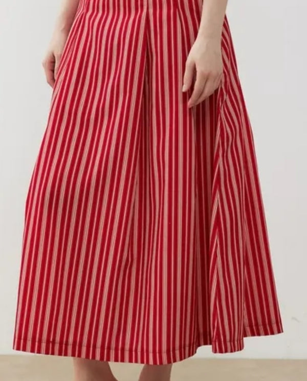 Pleated circle skirt