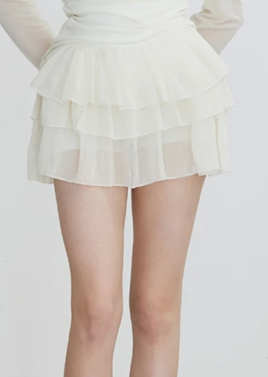 Ruffled hot short skirt